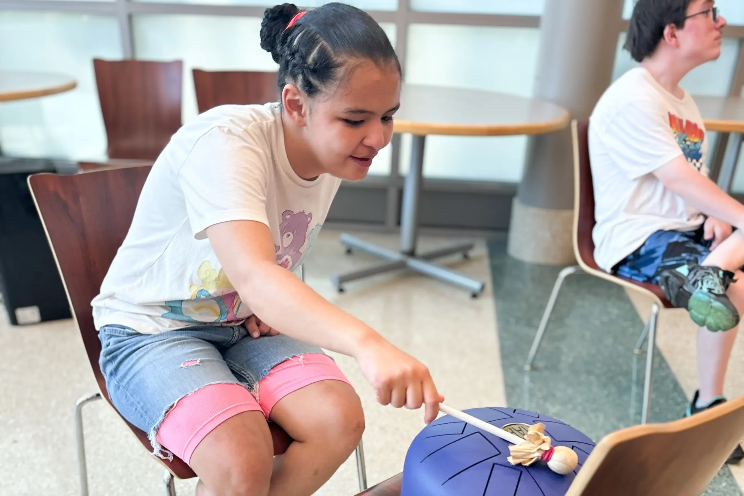 Students learn math & collaboration skills in CATA music workshops.